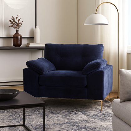 Ellie Static Love Seat Ellie Static Love Seat