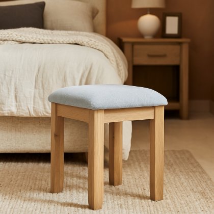 Wellow Oak Stool Wellow Oak Stool