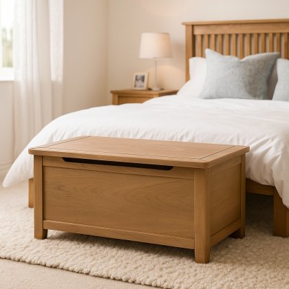 Wellow Oak Blanket Box Wellow Oak Blanket Box
