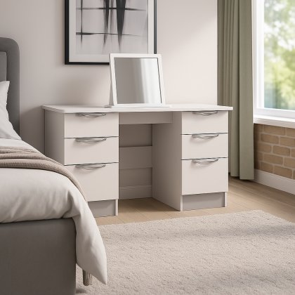 Carisbrooke Small Mirror Carisbrooke Small Mirror