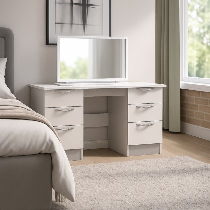 Carisbrooke Large Mirror Carisbrooke Large Mirror