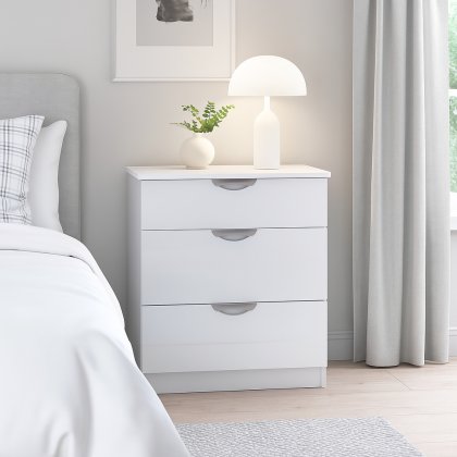 Carisbrooke 3 Drawer Deep Chest Carisbrooke 3 Drawer Deep Chest