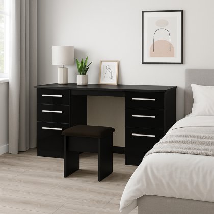 Knighton Kneehole Knighton Kneehole