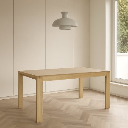 Ercol Bosco Medium Extending Dining Table Ercol Bosco Medium Extending Dining Table