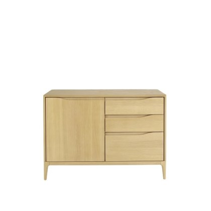 Ercol Romana Small Sideboard Ercol Romana Small Sideboard