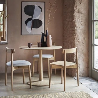 Ercol Siena Breakfast Table Ercol Siena Breakfast Table