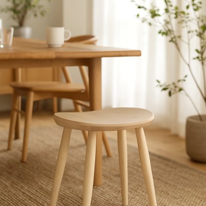 Ercol Collection Saddle Stool Ercol Collection Saddle Stool
