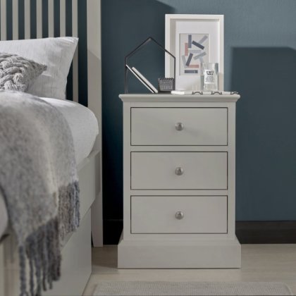 Gatcombe Soft Grey 3 Drawer Nightstand Gatcombe Soft Grey 3 Drawer Nightstand