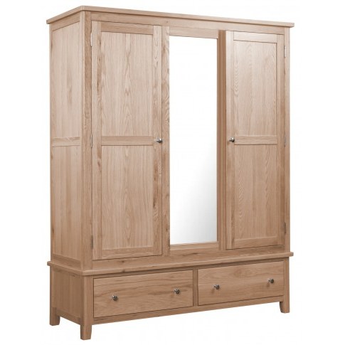 Wellow Oak Triple Wardrobe Wellow Oak Triple Wardrobe