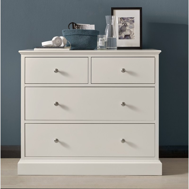 Gatcombe White 2+2 Drawer Chest Gatcombe White 2+2 Drawer Chest